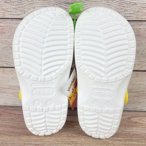 NEW Crocs x Pokemon 2 Clogs‎ Women's Size 7 Pikachu Squirtle Charmander Shoes - Picture 9 of 9